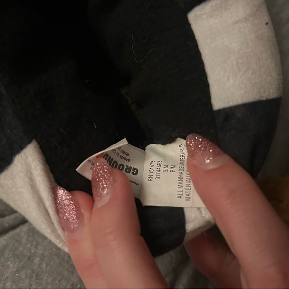 Beetlejuice Slippers! - Picture 4 of 4